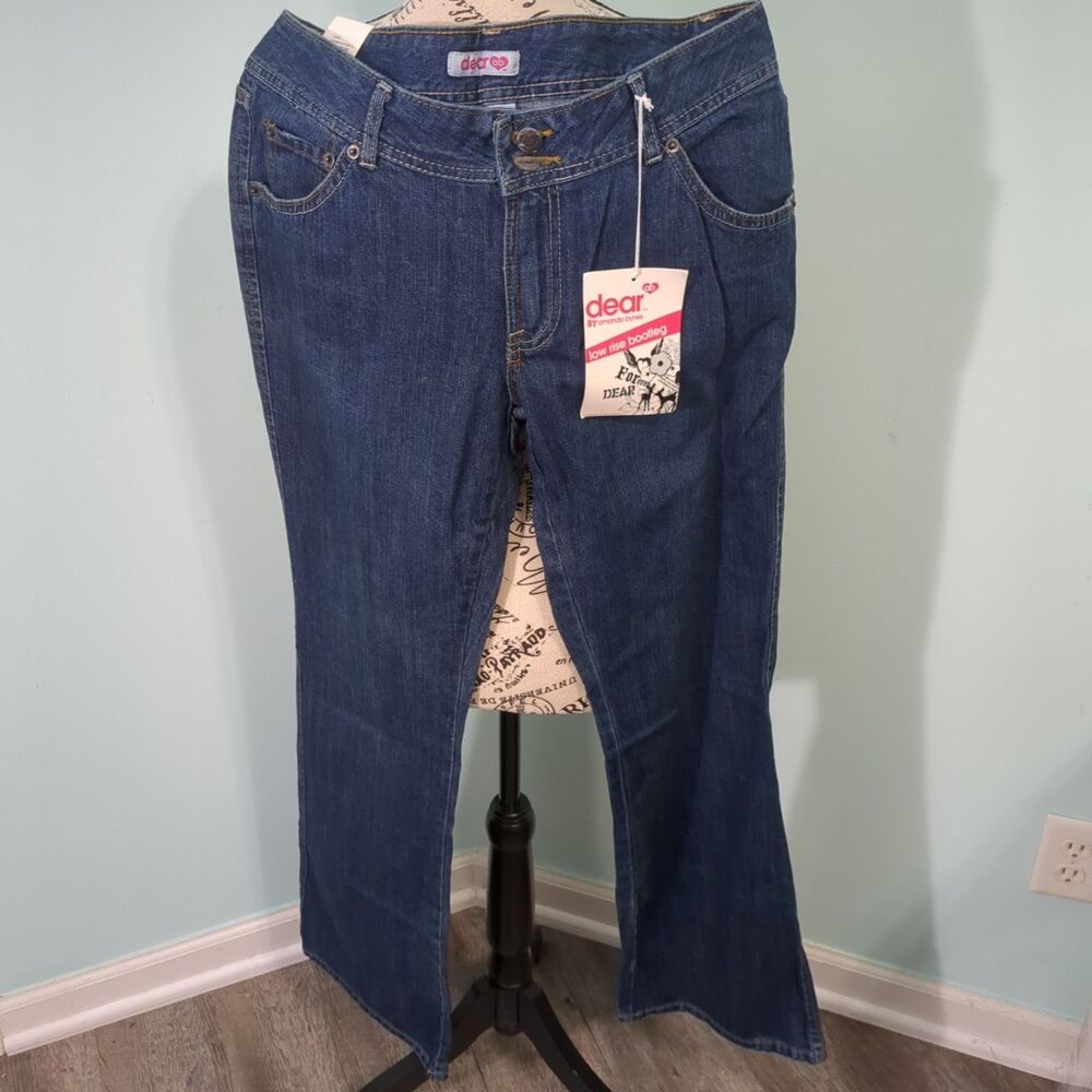 Ladies Amanda Bynes Jeans new with tags 10 long low rise bootleg Y2k